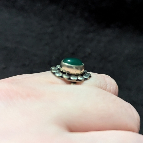 Sterling Silver Green Agate Gemstone Dainty Delicate Statement Ring - Size 6.5 - Picture 3 of 7